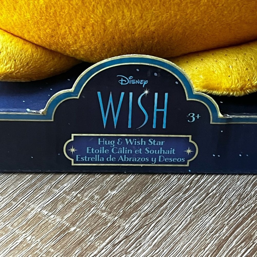 Disney "Hug & Wish Star" Yellow Plush Star Lights Up Toy Stuffed Animal - Picture 4 of 13